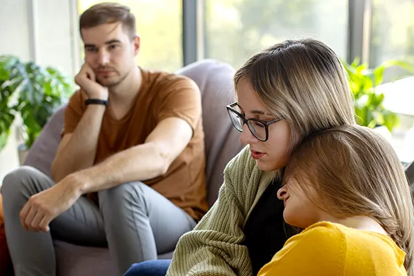 Img-centro-especializado-en-terapia-de-adicciones-TerapiasAdicciones-AdiccionesEnAdolescentes